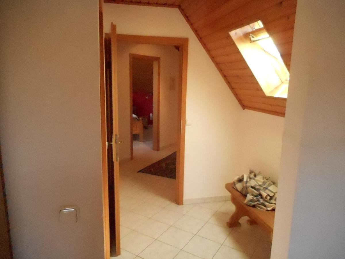 Gaestehaus Kathi Проживання в сім'ї
